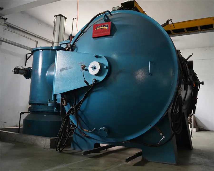 Vacuum brazing furnace (2)72b